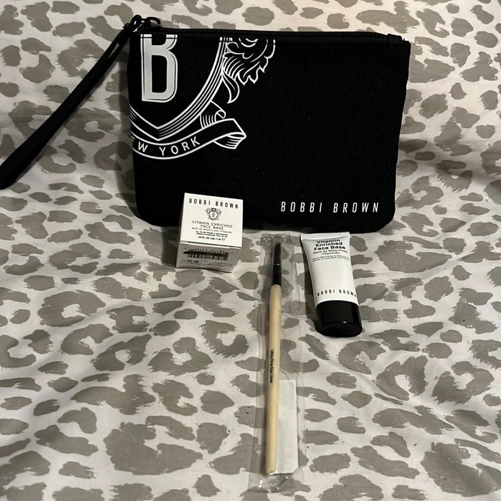 4 Piece Bobbi Brown Cosmetics Set * BRAND NEW*